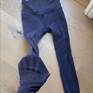 Lululemon reveal tight